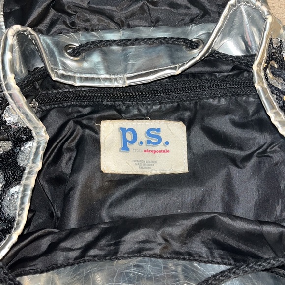 Aero kids backpack with sequins- GUC! $15 - Picture 3 of 6